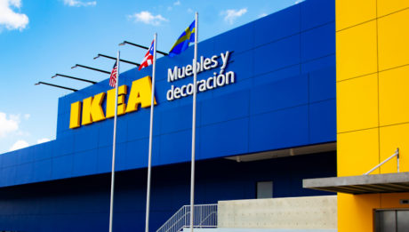 Fachada tienda Ikea en Bayamón