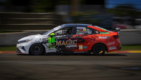 Kia compite en Salinas Speedway