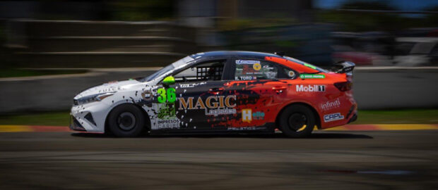 Kia compite en Salinas Speedway